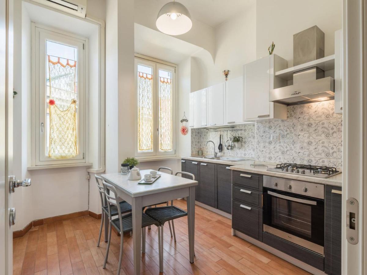 The Best Rent - Colourful Two-Bedroom Apartment Near Termini Station Rom Exterior foto